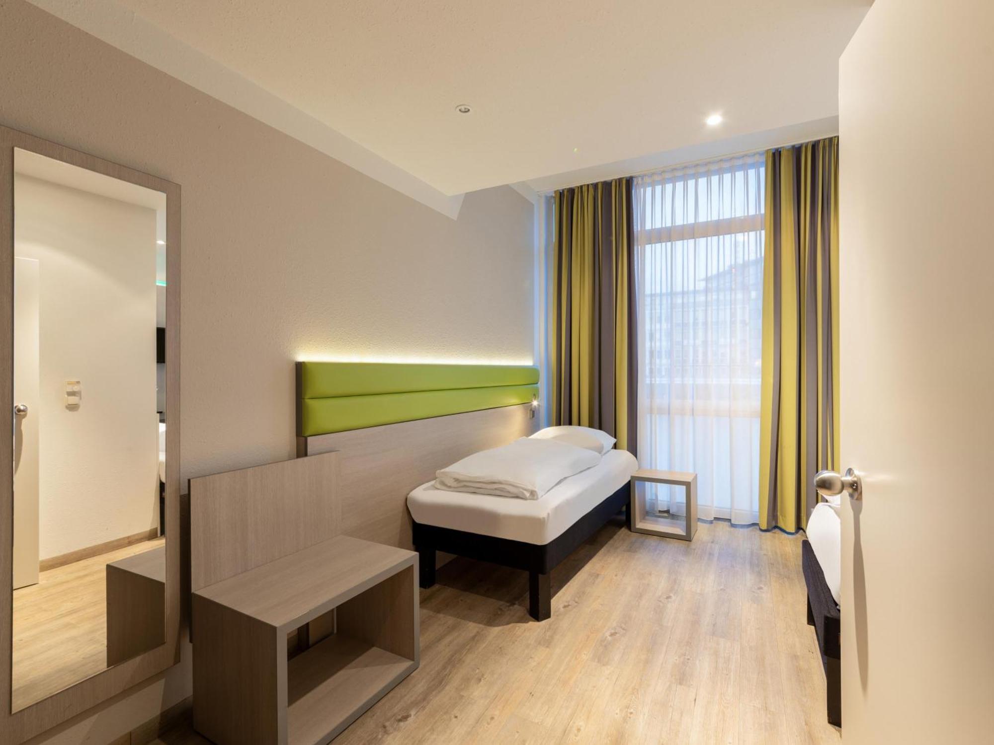 B&B Hotel Bochum Hbf-Nord Εξωτερικό φωτογραφία