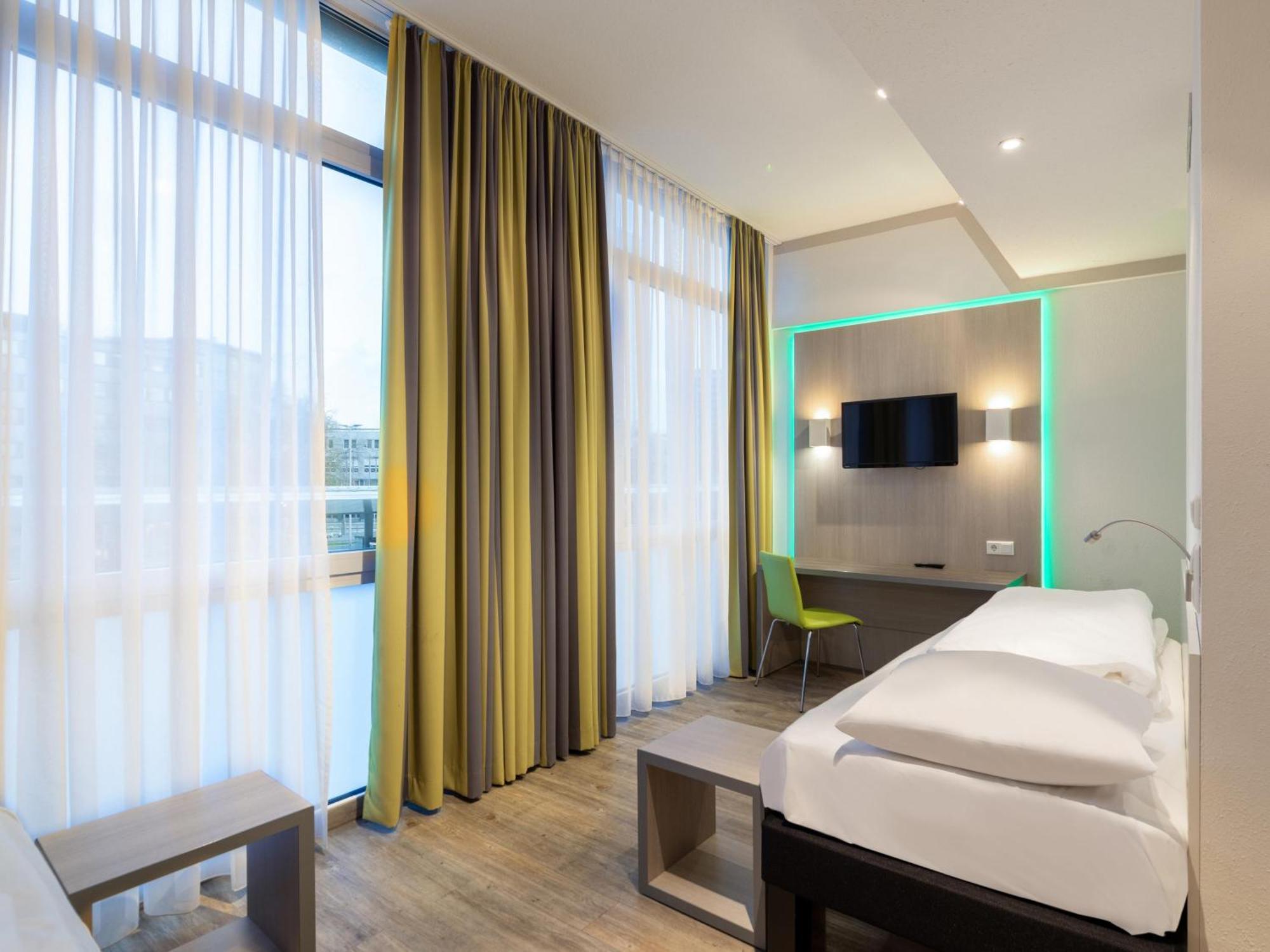 B&B Hotel Bochum Hbf-Nord Εξωτερικό φωτογραφία